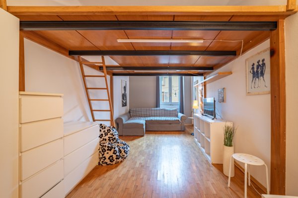 appartamento in vendita a Milano in zona Porta Ticinese