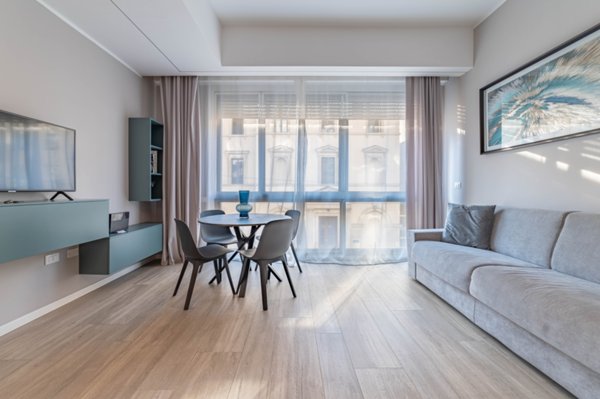 appartamento in vendita a Milano in zona Porta Nuova