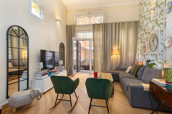 appartamento in vendita a Milano in zona Sant'Ambrogio