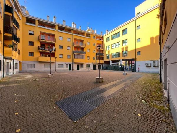 negozio in vendita a Milano in zona XXII Marzo