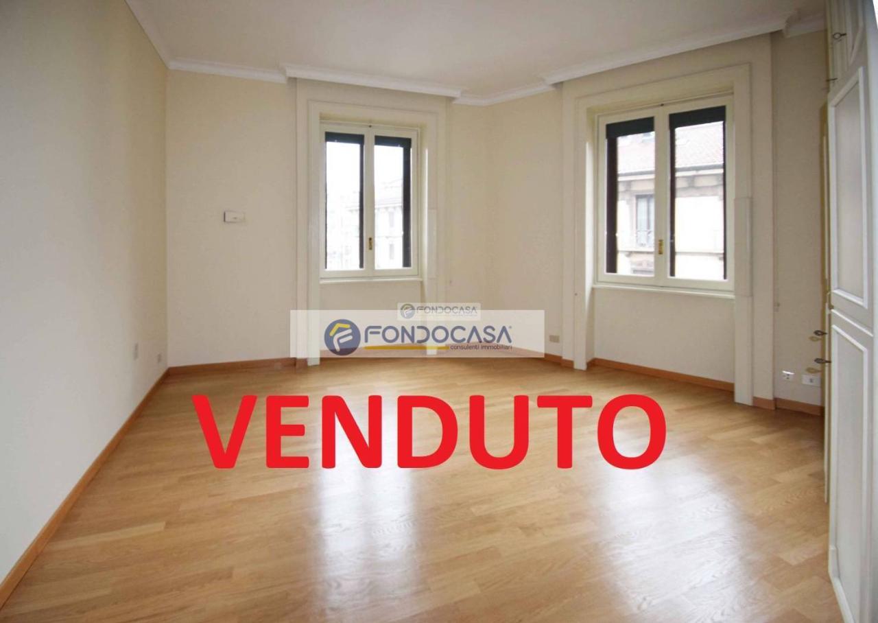 appartamento in vendita a Milano in zona Sempione