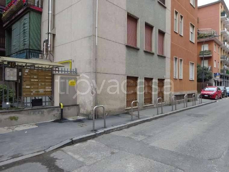 negozio in vendita a Milano in zona Niguarda