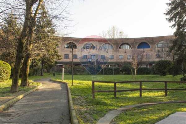 casa indipendente in vendita a Milano in zona Stadera