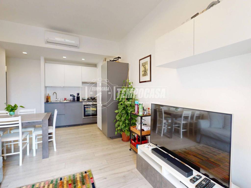 appartamento in vendita a Milano in zona Sempione