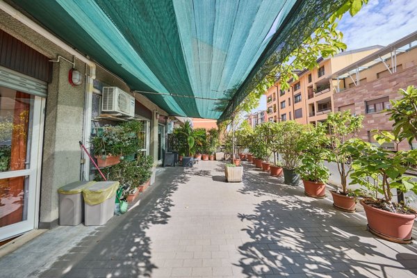 appartamento in vendita a Milano in zona Porta Genova