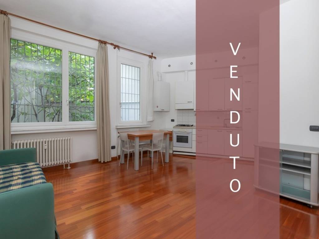 appartamento in vendita a Milano in zona Città Studi