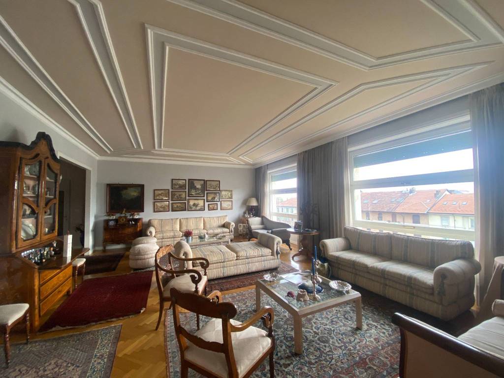 appartamento in vendita a Milano in zona Il Portello