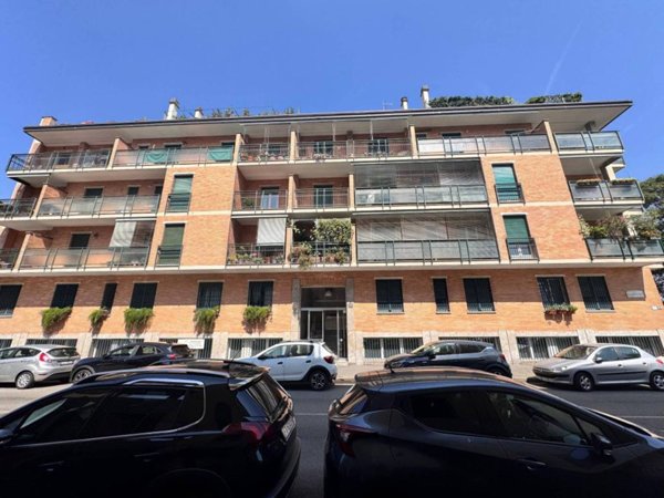 appartamento in vendita a Milano in zona Bovisa