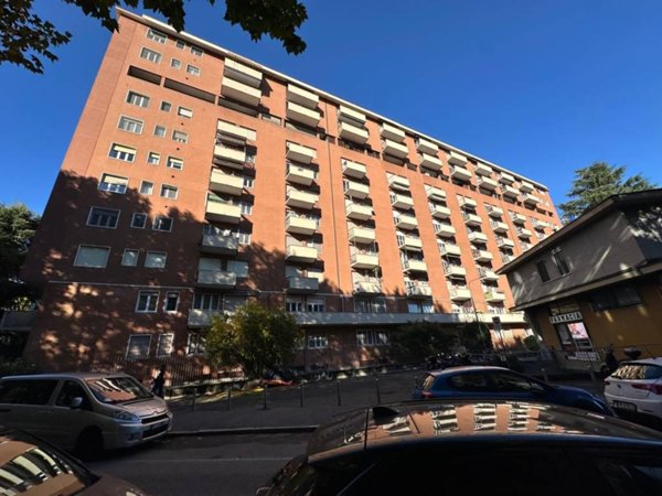 appartamento in vendita a Milano in zona San Siro