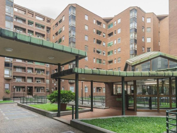 appartamento in vendita a Milano in zona Centro Direzionale