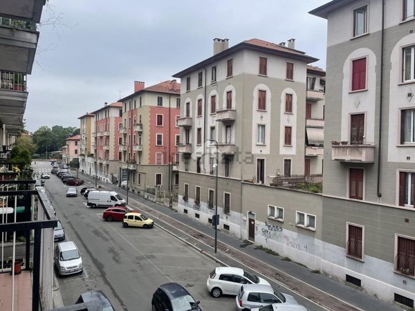 appartamento in vendita a Milano in zona Stadera