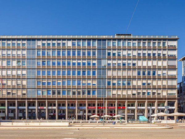 ufficio in vendita a Milano in zona Centro Direzionale