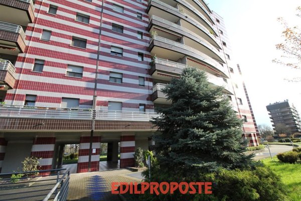 appartamento in vendita a Milano in zona Bruzzano