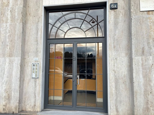 ufficio in vendita a Milano