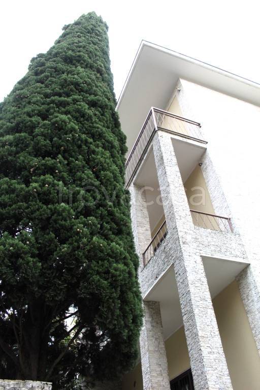 appartamento in vendita a Milano in zona Precotto