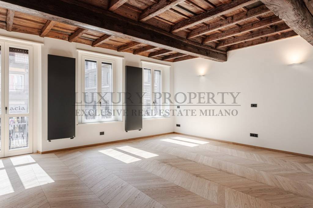 appartamento in vendita a Milano in zona Cadorna