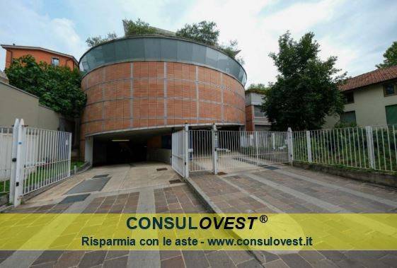ufficio in vendita a Milano in zona Precotto