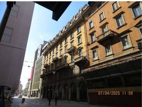 appartamento in vendita a Milano in zona Piazzale Lodi