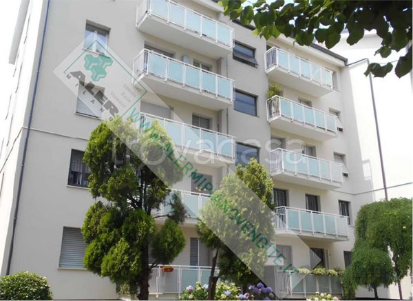 appartamento in vendita a Milano in zona Quarto Oggiaro