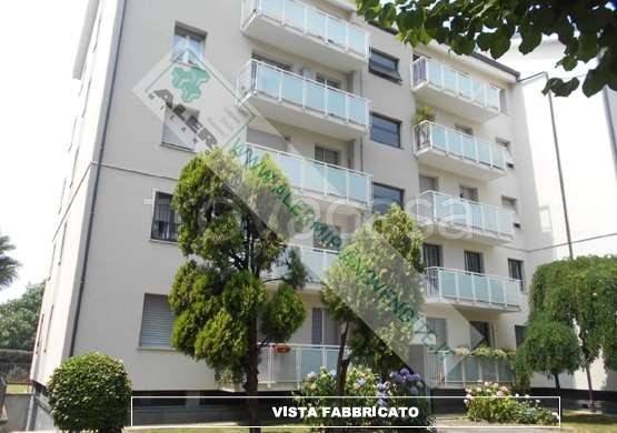 appartamento in vendita a Milano in zona Quarto Oggiaro