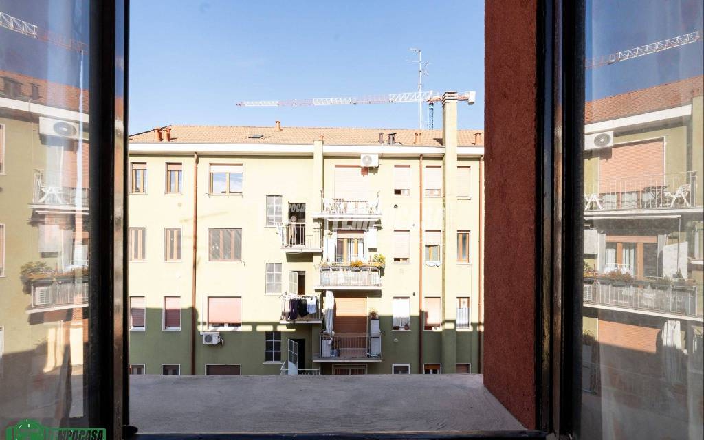 appartamento in vendita a Milano in zona Crescenzago