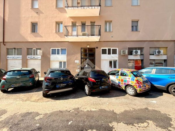 appartamento in vendita a Milano in zona Adriano