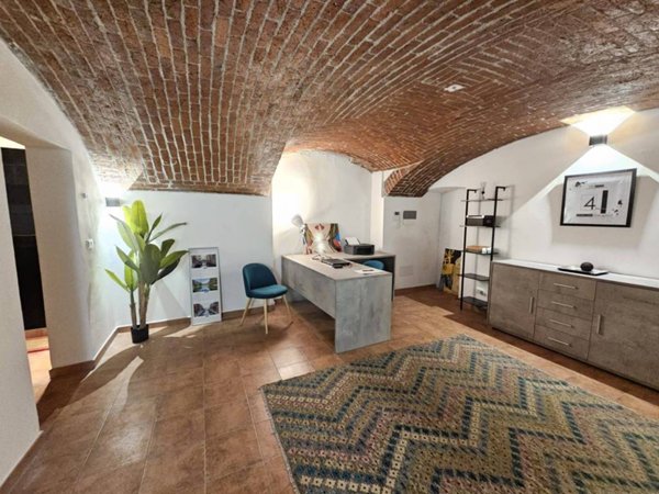 appartamento in vendita a Milano in zona Vigentino