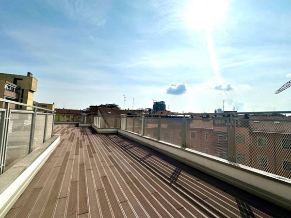 appartamento in vendita a Milano in zona Porta Garibaldi