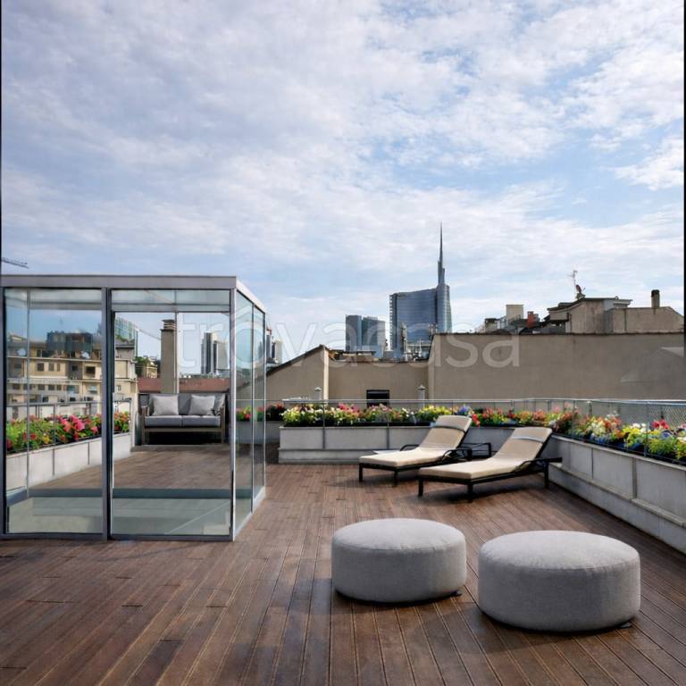 appartamento in vendita a Milano in zona Porta Garibaldi