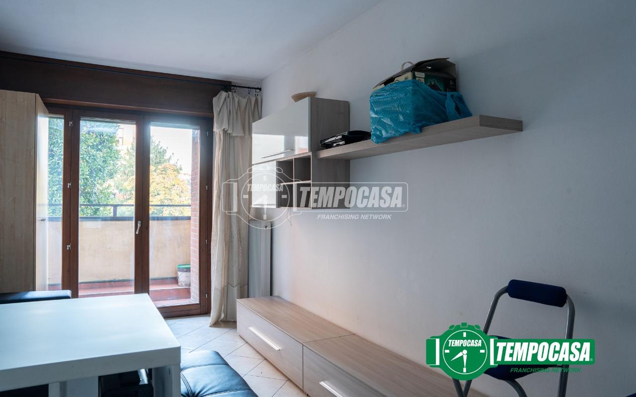 appartamento in vendita a Milano in zona Ghisolfa