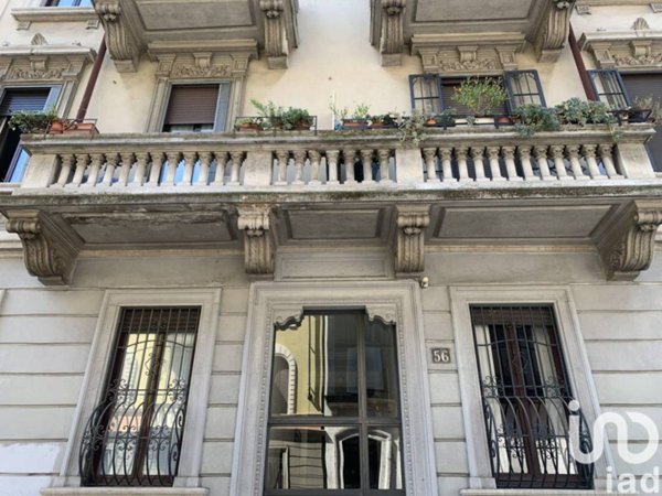 appartamento in vendita a Milano in zona XXII Marzo