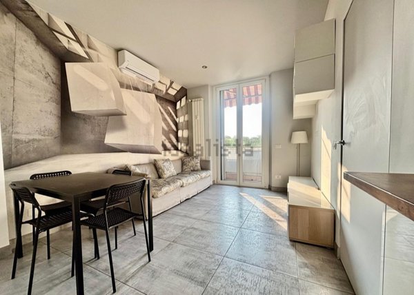 appartamento in vendita a Milano in zona San Cristoforo