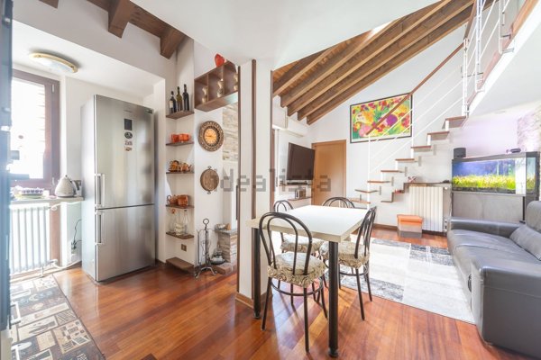 appartamento in vendita a Milano in zona Sempione