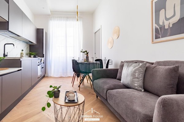 appartamento in vendita a Milano in zona Loreto