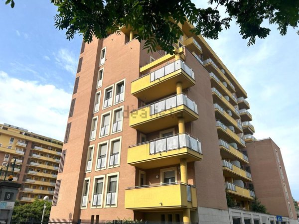 appartamento in vendita a Milano in zona Lambrate