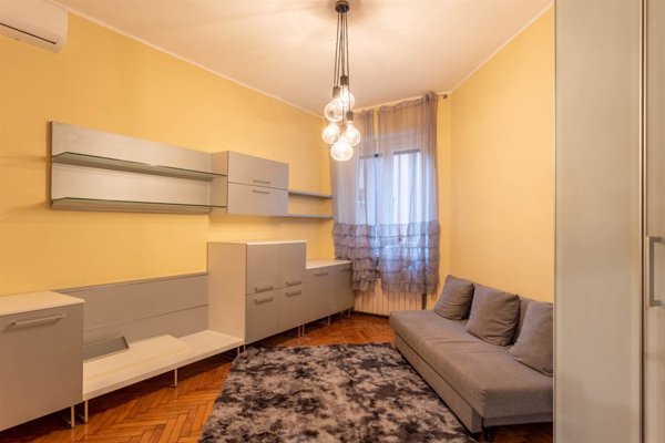 appartamento in vendita a Milano in zona Corvetto