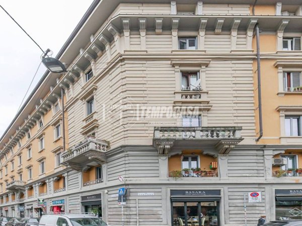 appartamento in vendita a Milano in zona Solari