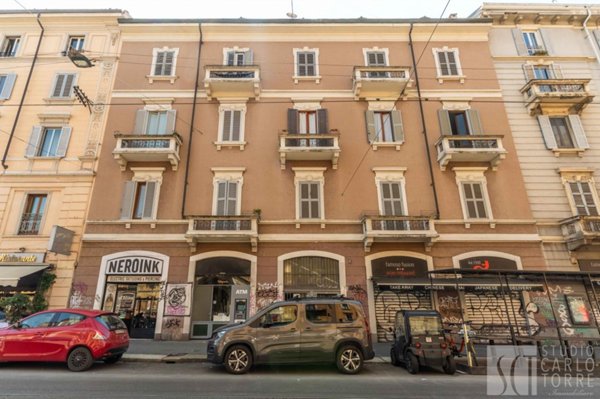 appartamento in vendita a Milano in zona Porta Genova