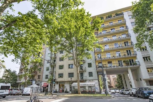 appartamento in vendita a Milano in zona Sempione