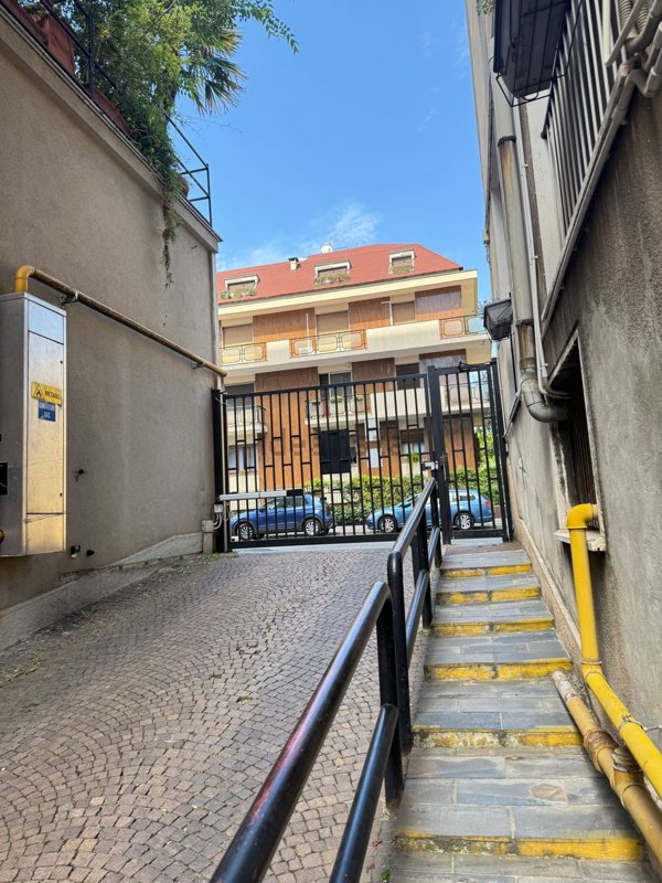 appartamento in vendita a Milano in zona Maggiolina