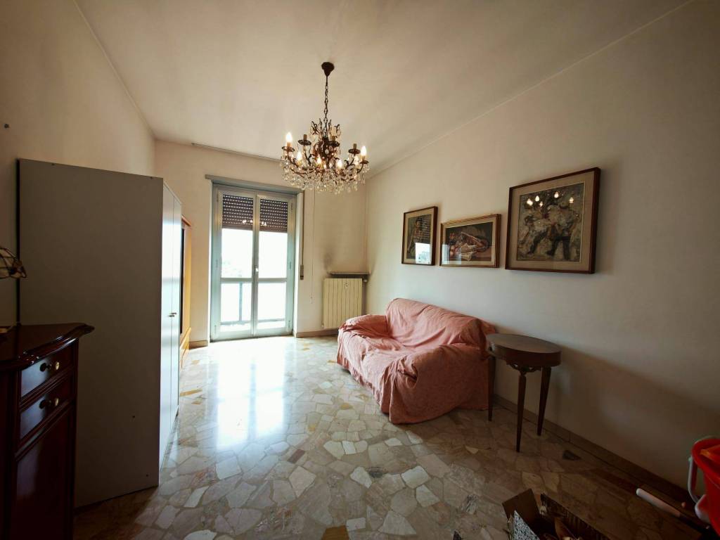 appartamento in vendita a Milano in zona Crescenzago