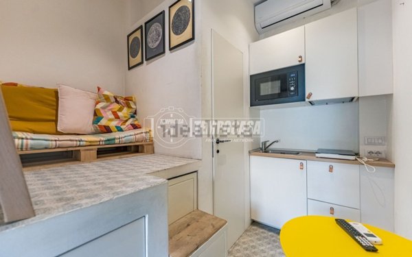 appartamento in vendita a Milano in zona Porta Garibaldi