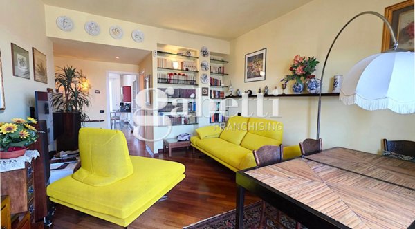 appartamento in vendita a Milano in zona Isola