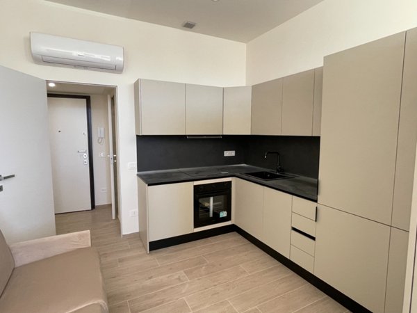 appartamento in vendita a Milano in zona Forlanini