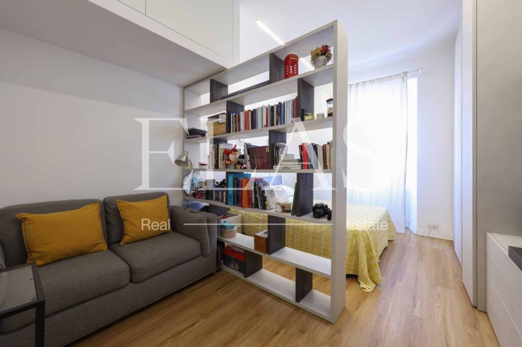 appartamento in vendita a Milano in zona Porta Garibaldi