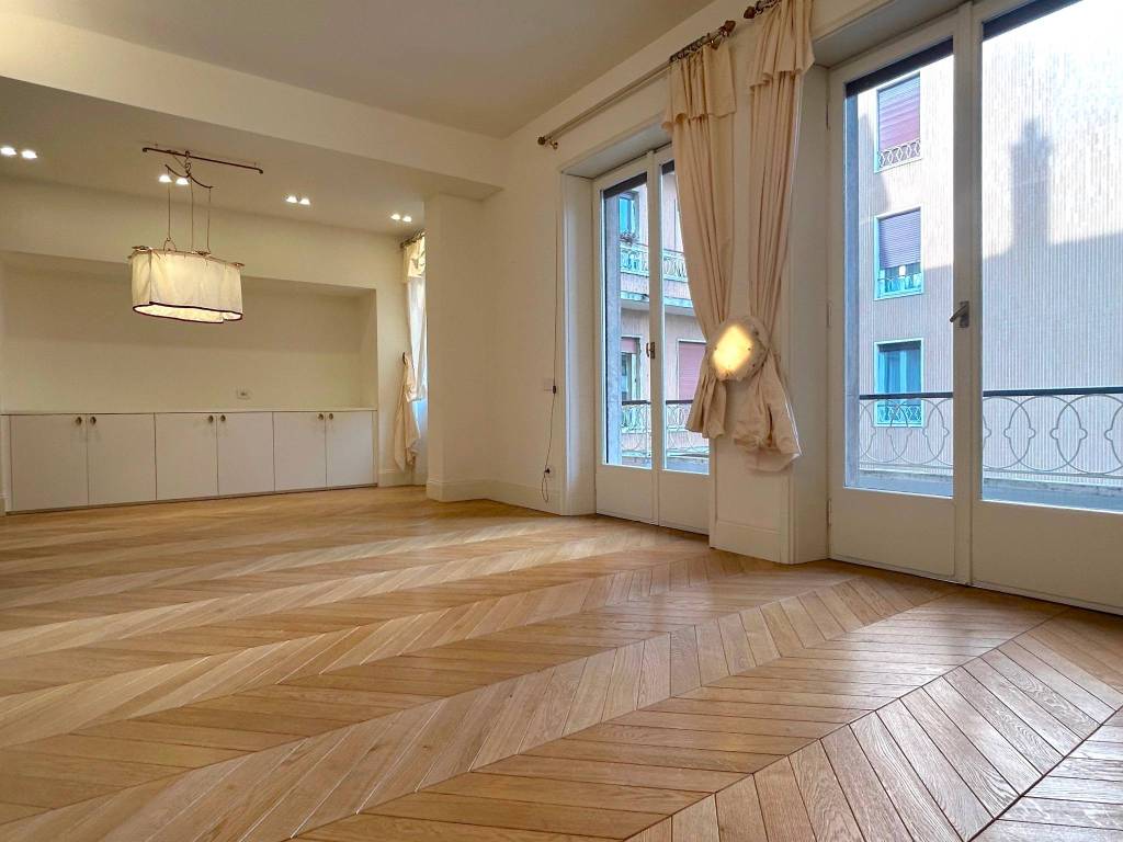 appartamento in vendita a Milano in zona Centro Direzionale