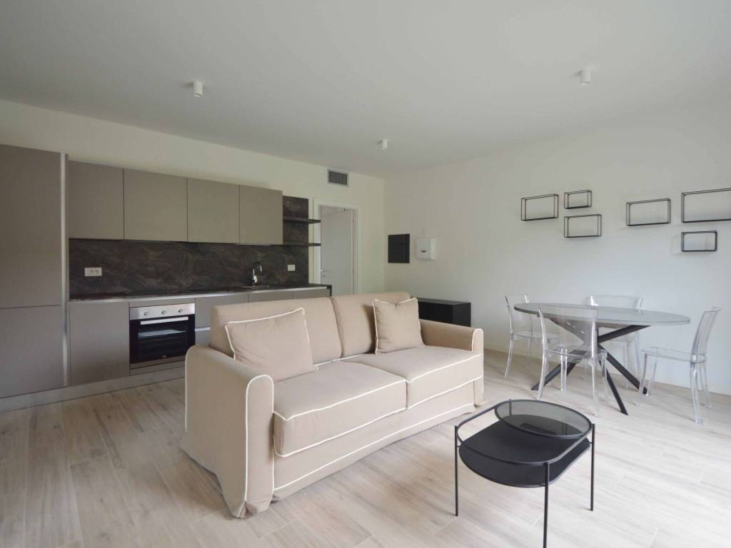 appartamento in vendita a Milano in zona Barona