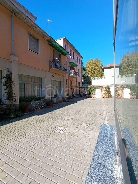 appartamento in vendita a Milano in zona Vigentino