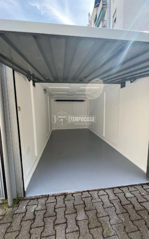 ufficio in vendita a Milano