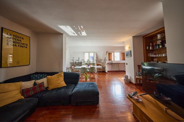 appartamento in vendita a Milano in zona Porta Vittoria